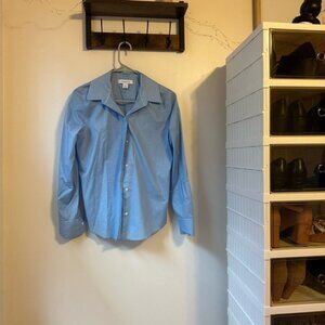Liz Claiborne blue button‎ up shirt